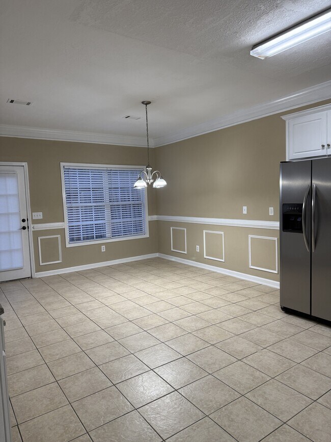 Building Photo - 4304 E Barcelona Way