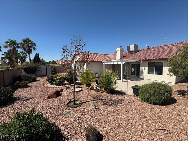 Building Photo - 7980 Rye Canyon Dr