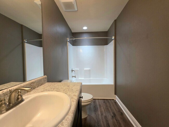 Building Photo - 14645 Birkdale Dr
