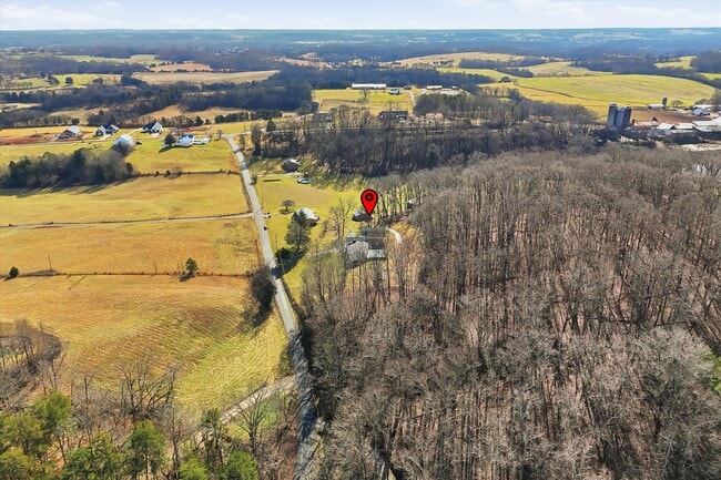 Building Photo - 1839 Crumley Rd