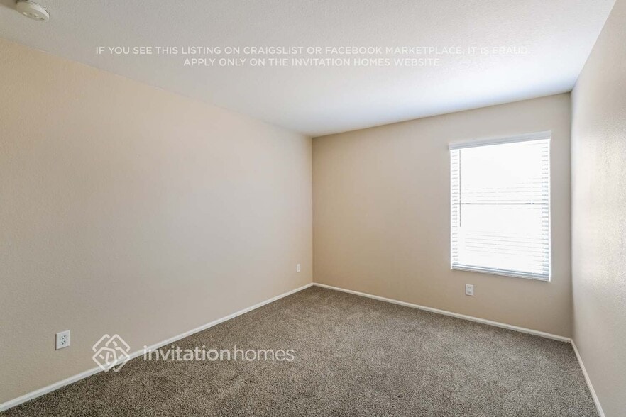 Building Photo - 16590 W Melvin St