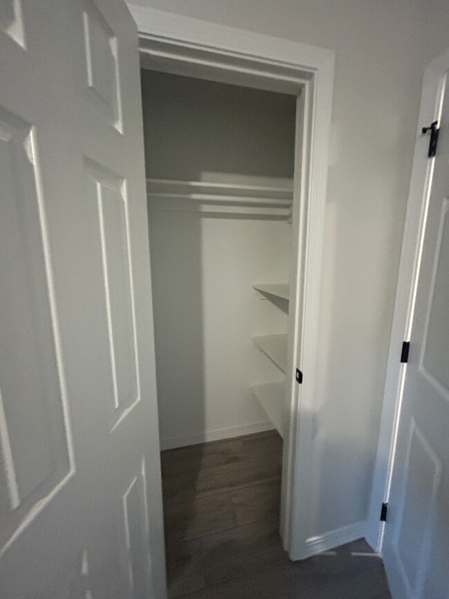 Building Photo - 2515 Kavanaugh Rd