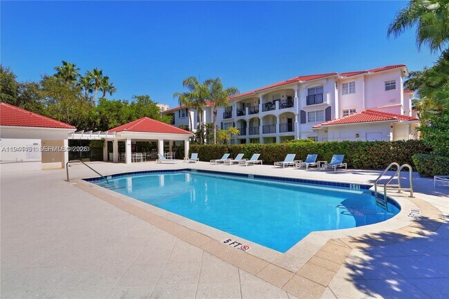 Building Photo - 3105 NE 184th St