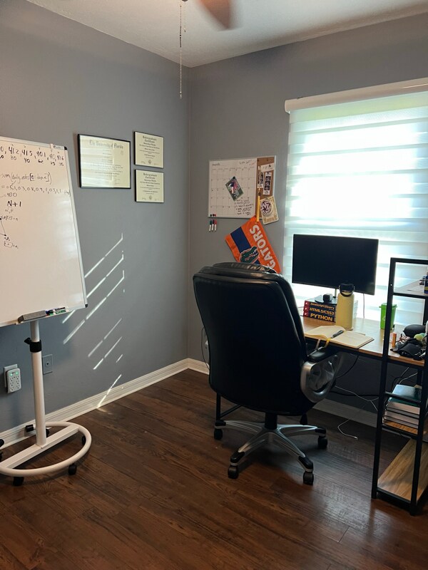 Building Photo - 2616 NW 52nd Ave