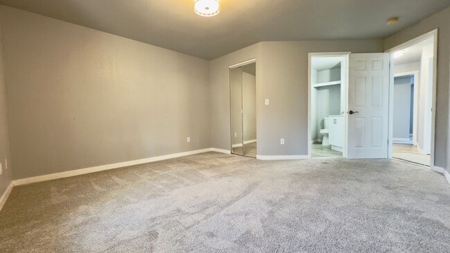 Building Photo - One-Level Home w/ Fenced Yard & Park Access