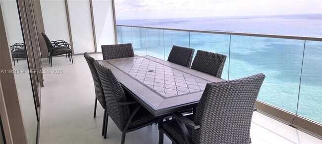 Building Photo - 18975 Collins Ave