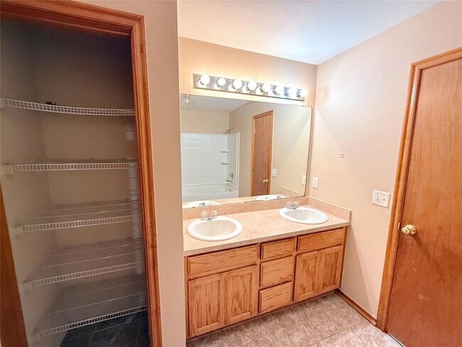 Building Photo - 18209 Montoro Way