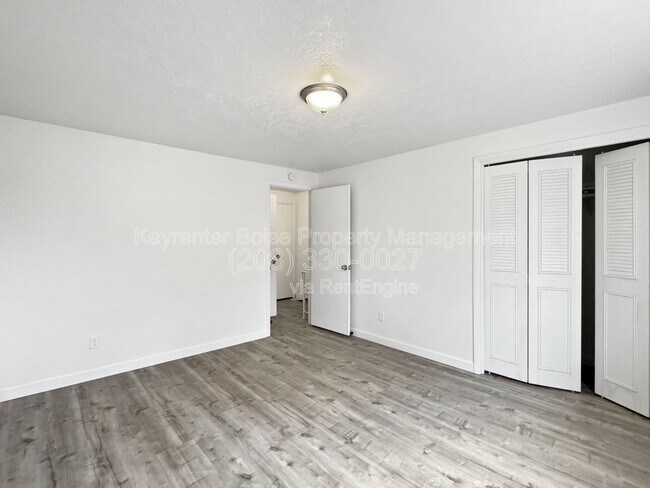 Building Photo - 4813 W Targee St