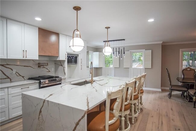 Building Photo - 2344 Milstead Cir NE