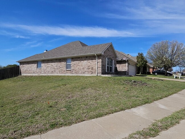 Building Photo - Newly Renovated Single Family Home | 3 BR/2BA | with Radiant barrier insulation!