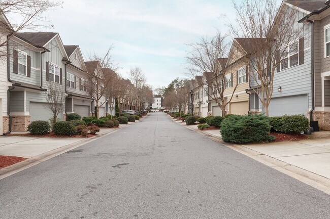 Building Photo - Modern Living in Heights at Grant Park – Prime Atlanta Location Near BeltLine & East Atlanta Village