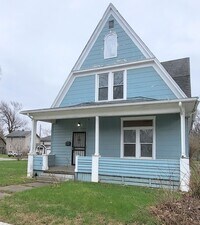 Building Photo - 1326 E Pontiac St