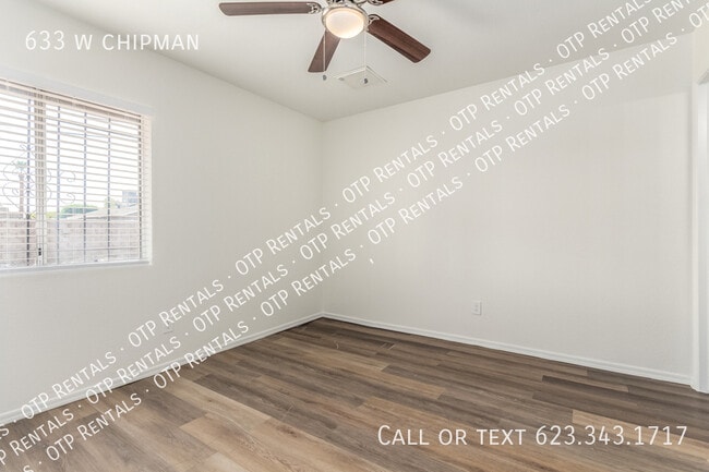 Building Photo - 633 w chipman-