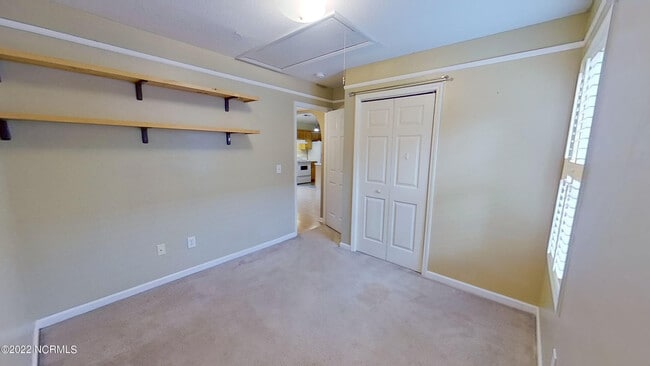 Building Photo - 811 Grathwol Dr