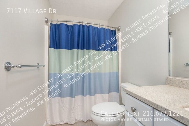 Building Photo - 7117 Village Dr