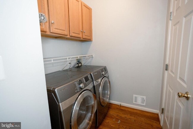 Building Photo - 13076 Dove Tree Ct