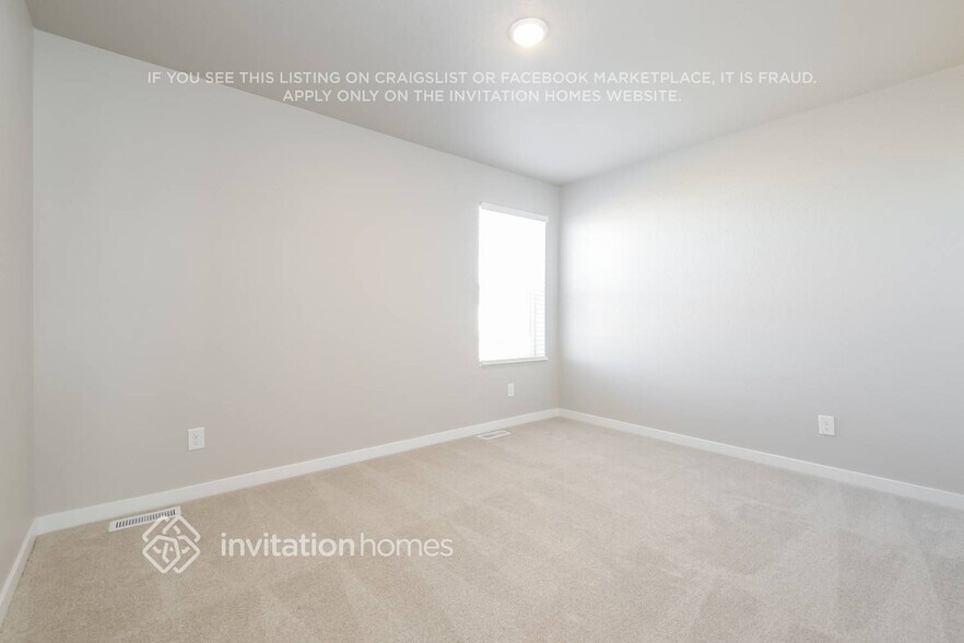 Building Photo - 2141 Christina St