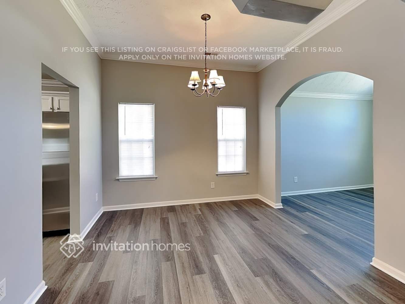 Building Photo - 2625 Fairstone Ave