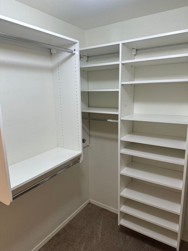 Building Photo - Available Now! Beautiful 4-Bedroom, 2-Bathroom Springdale Home w/ Fenced-In Yard and Covered Patio