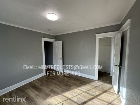 Building Photo - 3 br, 1 bath Triplex - 3550 Dwight Avenue C