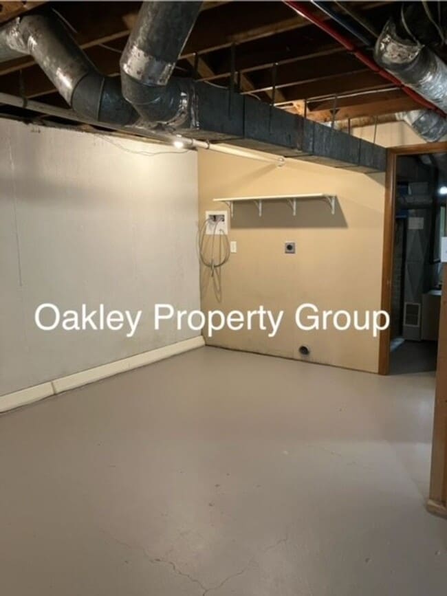 Building Photo - 1304 Wrenn Ct