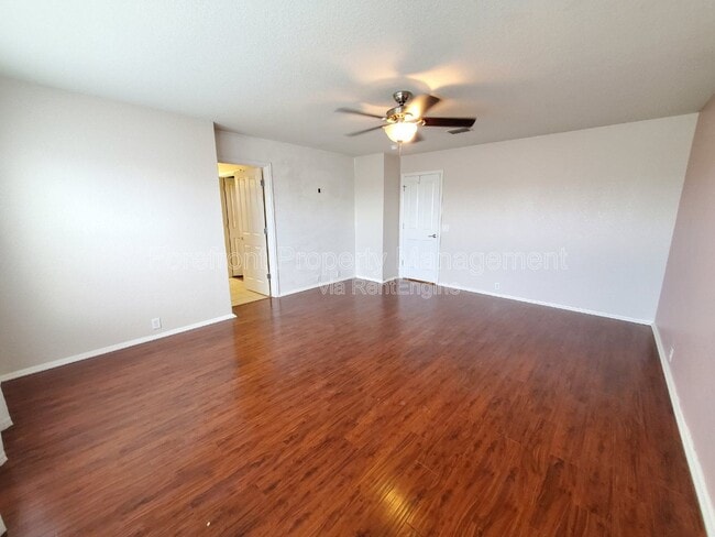 Building Photo - 555 Planters Pass