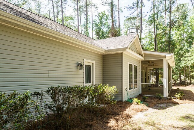Building Photo - 49 Thomas Sumter St