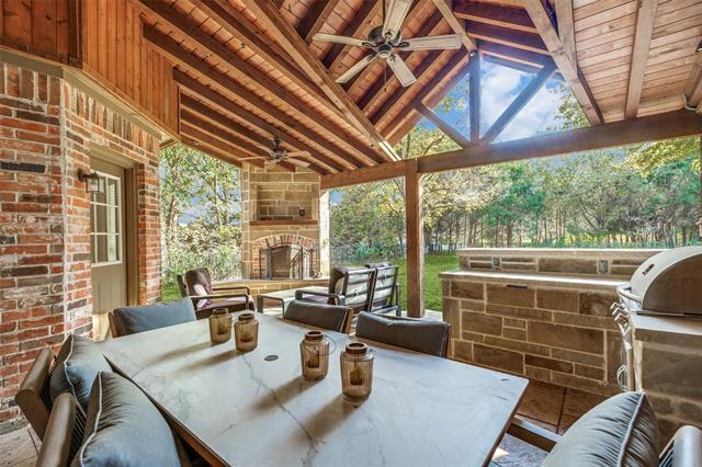 Building Photo - 1110 Hart Rd