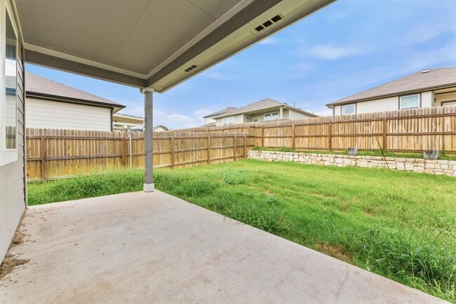 Building Photo - 202 Eagle Mountain Trl1