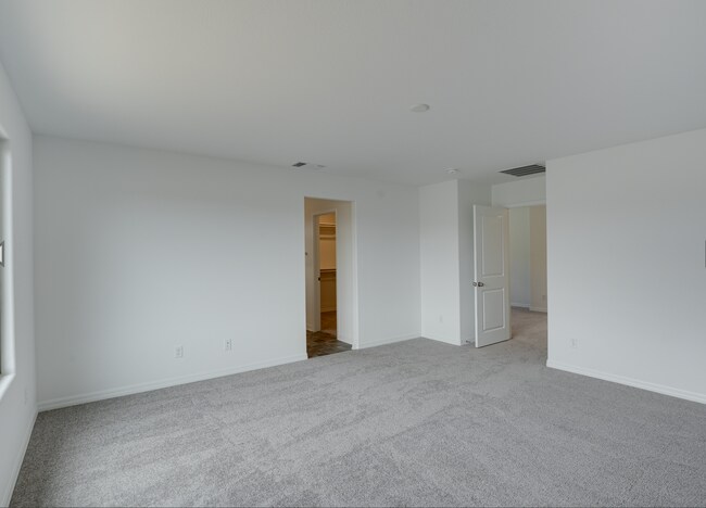 Building Photo - Beautiful 4-Bedroom Home in Desirable Highlands Ranch