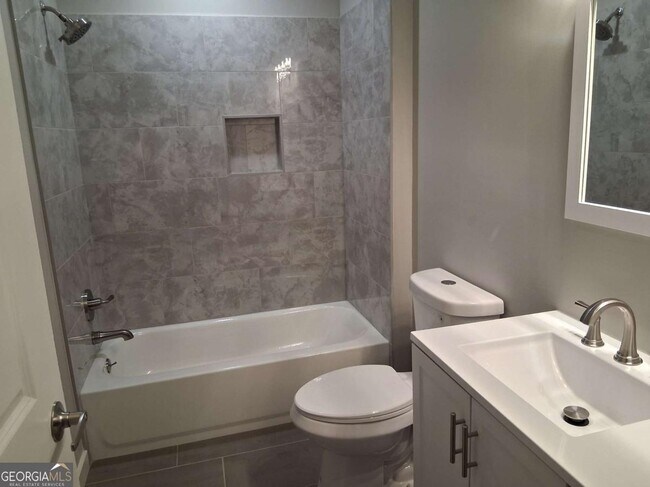 Building Photo - 3180 Tackett Rd