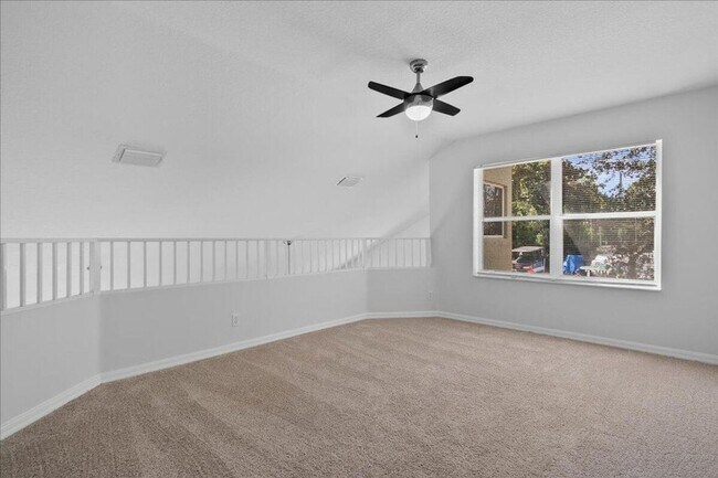 Building Photo - 5143 Elpine Way