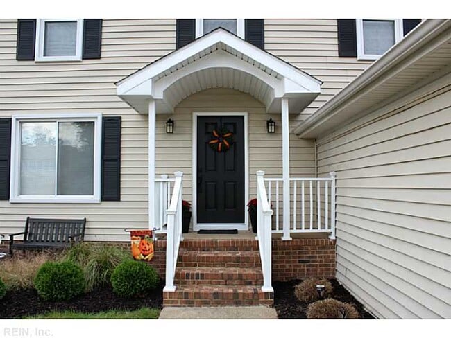 Building Photo - Lovely 4 bedroom home in Salem Woods area of Virginia Beach