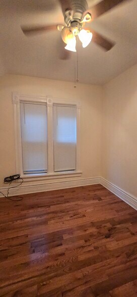 Building Photo - 6323 S Saint Lawrence Ave