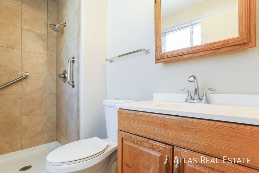 Building Photo - 3012 S Nucla St