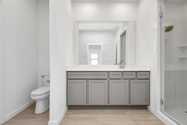 Building Photo - 5535 Holly Hvn Ct