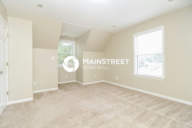 Building Photo - 5016 Trailwater Dr
