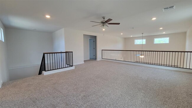 Building Photo - 429 Tinto St