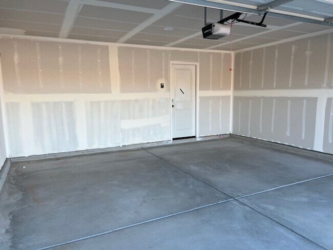 Building Photo - 3br 2Ba 2-Story Brand new Home with fenced...
