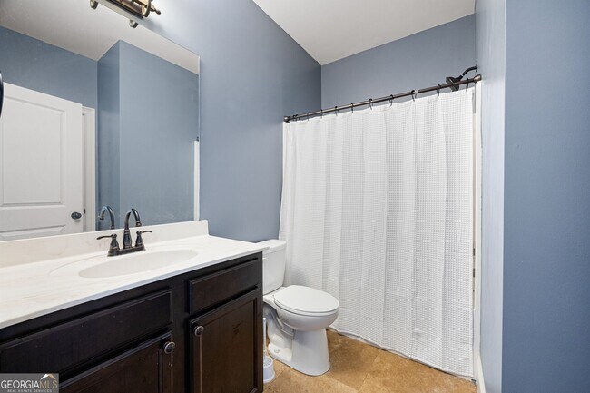 Building Photo - 215 Arthur Hills Dr