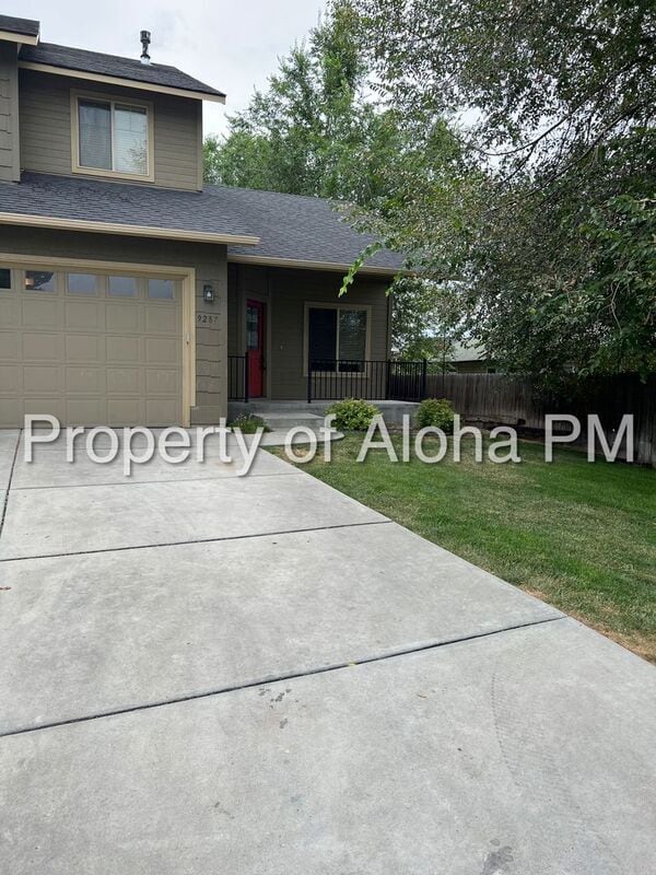 Primary Photo - 9287 W Goggin Ct