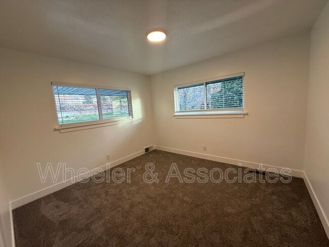 Building Photo - 3714 Brinker Ave