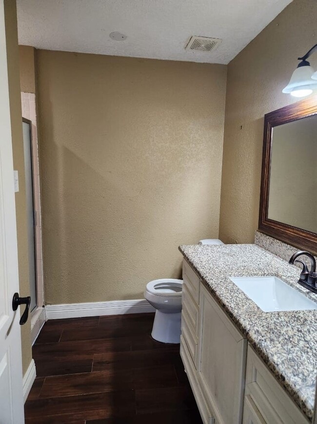 Building Photo - 17402 Baronshire Dr