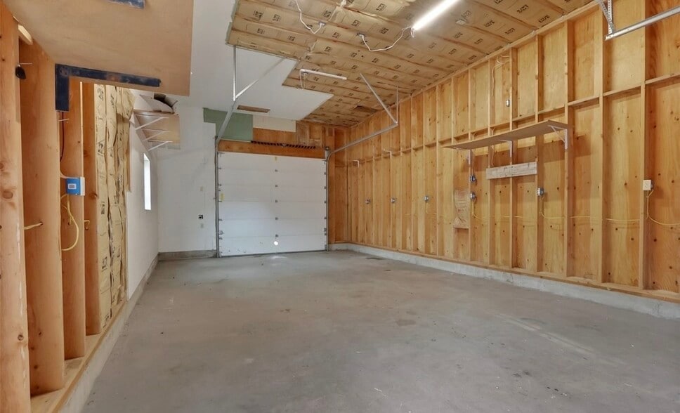 Building Photo - 20803 115th Avenue Ct E