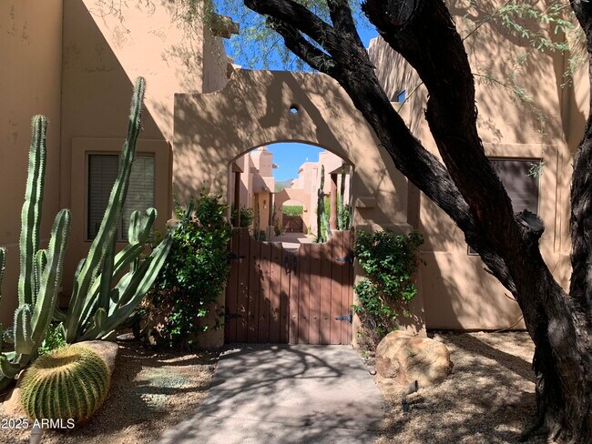 Building Photo - 38065 N Cave Creek Rd