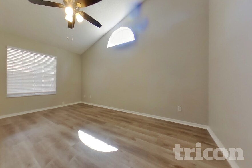 Building Photo - 1623 Chatham Cir
