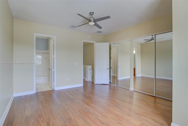 Building Photo - 406 SW 14th Ave