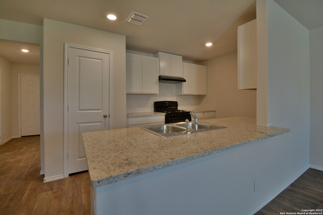 Building Photo - 15346 Brown Violetear