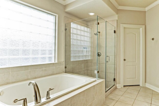 Building Photo - 14203 Cloud Cliff Ln