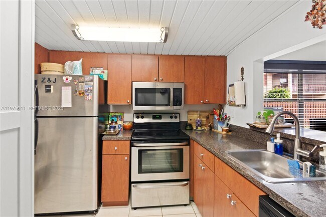 Building Photo - 11209 SW 88th St